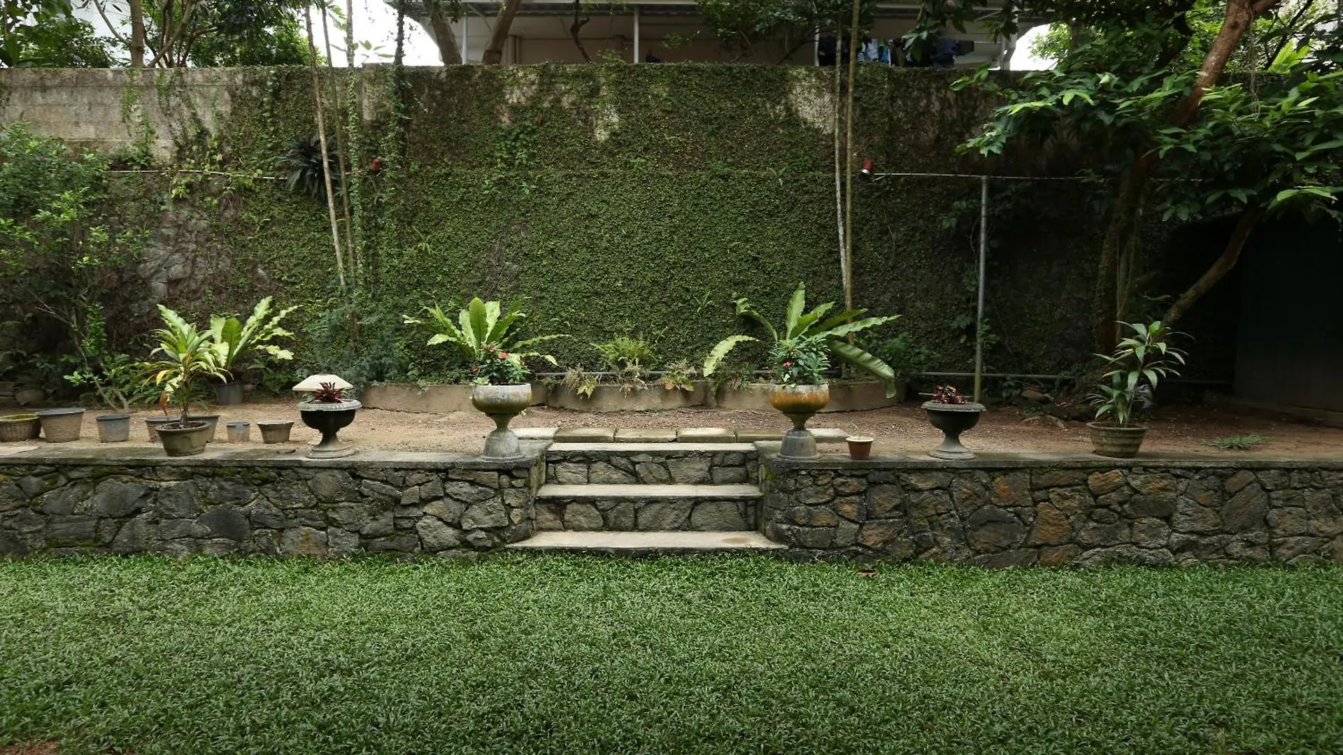 Eden Gardens Residence Hokandara
